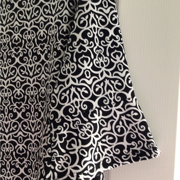 Top - Picture 5 of 9